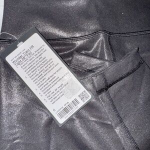 ✨ BNWT Sz 6 Lululemon Wunder Train HR Tight 28” – Foil Edition ✨